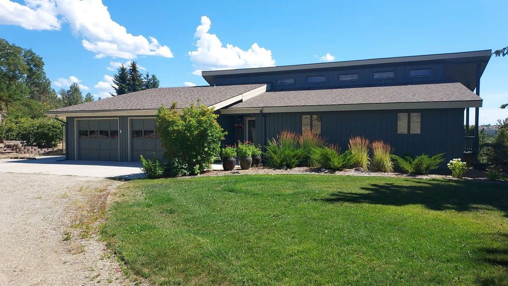 Photo of 1025 Iron Cap Drive, Stevensville, MT 59870 (MLS # 30065045)