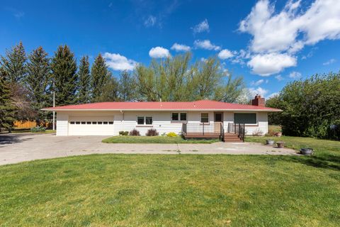 Photo of 2 Shamrock Lane, Livingston, MT 59047 (MLS # 30071245)