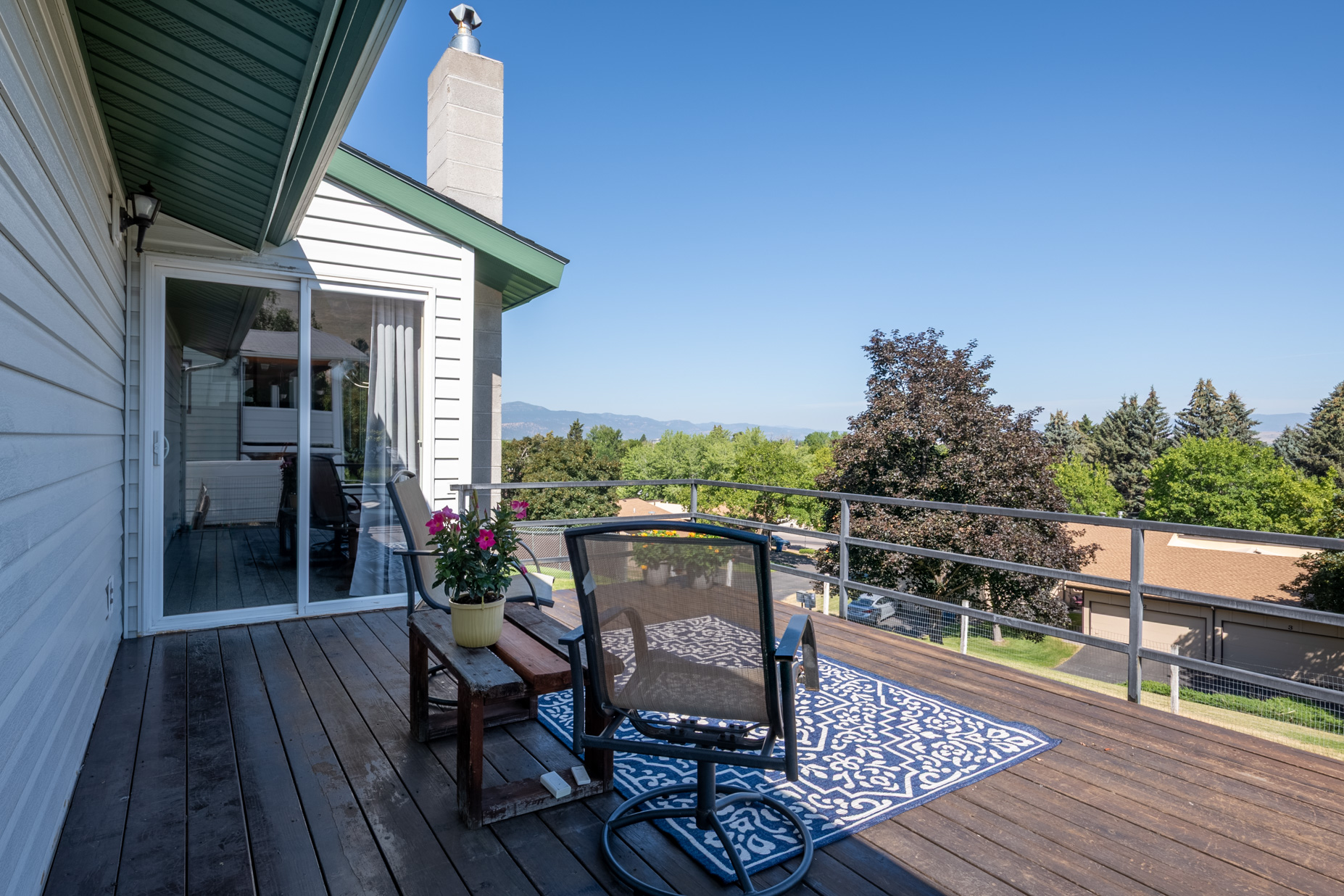 Missoula, Montana 59803, United States, 3 Bedrooms Bedrooms, ,2 BathroomsBathrooms,Residential,Active,176836