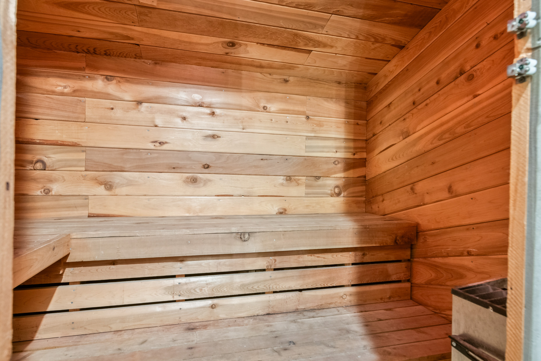 Missoula, Montana 59803, United States, 3 Bedrooms Bedrooms, ,2 BathroomsBathrooms,Residential,Active,176836