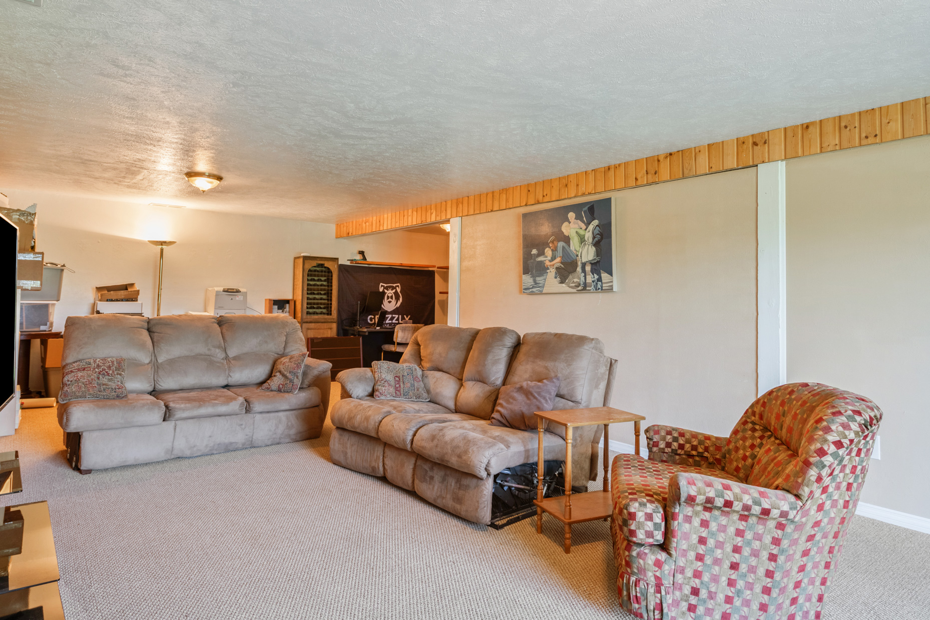 Missoula, Montana 59803, United States, 3 Bedrooms Bedrooms, ,2 BathroomsBathrooms,Residential,Active,176836