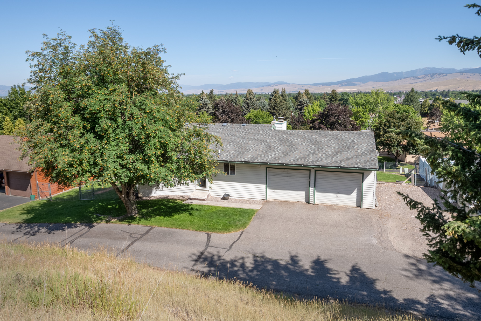 Missoula, Montana 59803, United States, 3 Bedrooms Bedrooms, ,2 BathroomsBathrooms,Residential,Active,176836