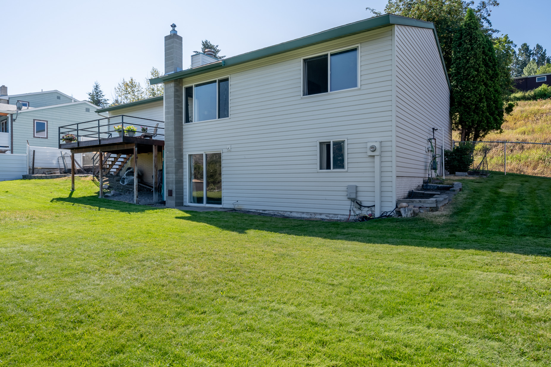 Missoula, Montana 59803, United States, 3 Bedrooms Bedrooms, ,2 BathroomsBathrooms,Residential,Active,176836