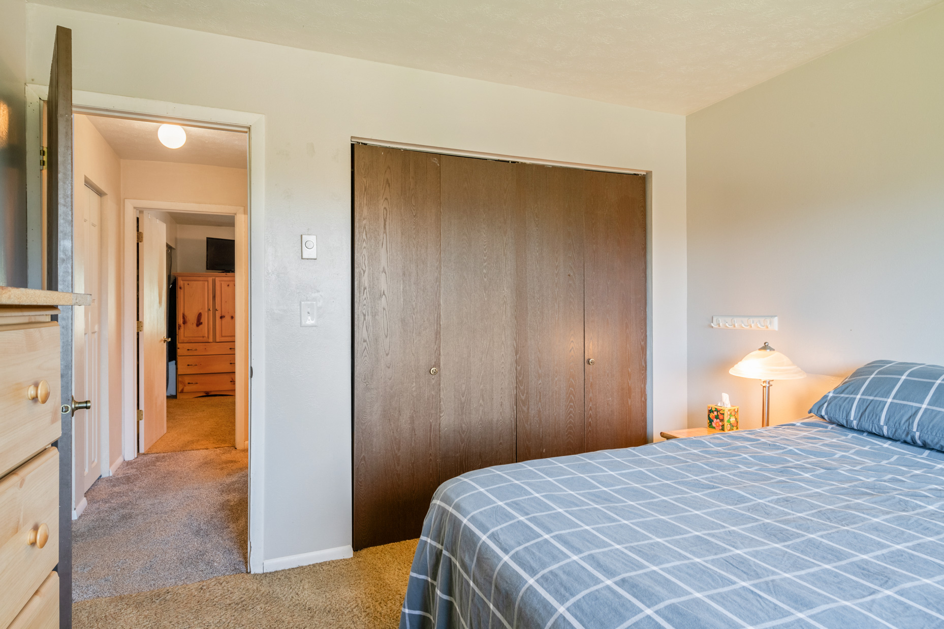 Missoula, Montana 59803, United States, 3 Bedrooms Bedrooms, ,2 BathroomsBathrooms,Residential,Active,176836