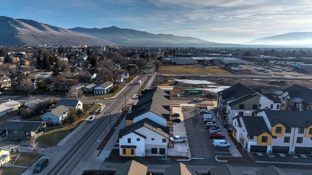 Photo of 1140 Charlo Street #304, Missoula, MT 59802 (MLS # 30071586)