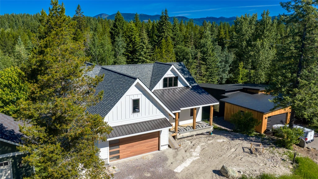 Photo of 1287 Oakmont Lane, Columbia Falls, MT 59912 (MLS # 30073824)