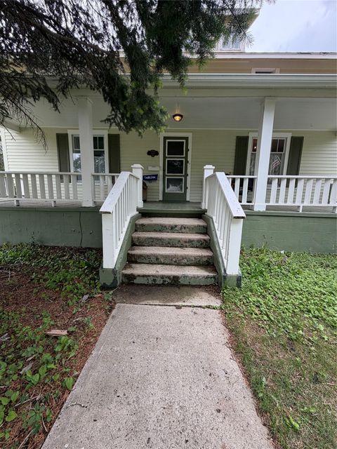Photo of 320 S Wisconsin Street, Conrad, MT 59425 (MLS # 30073553)