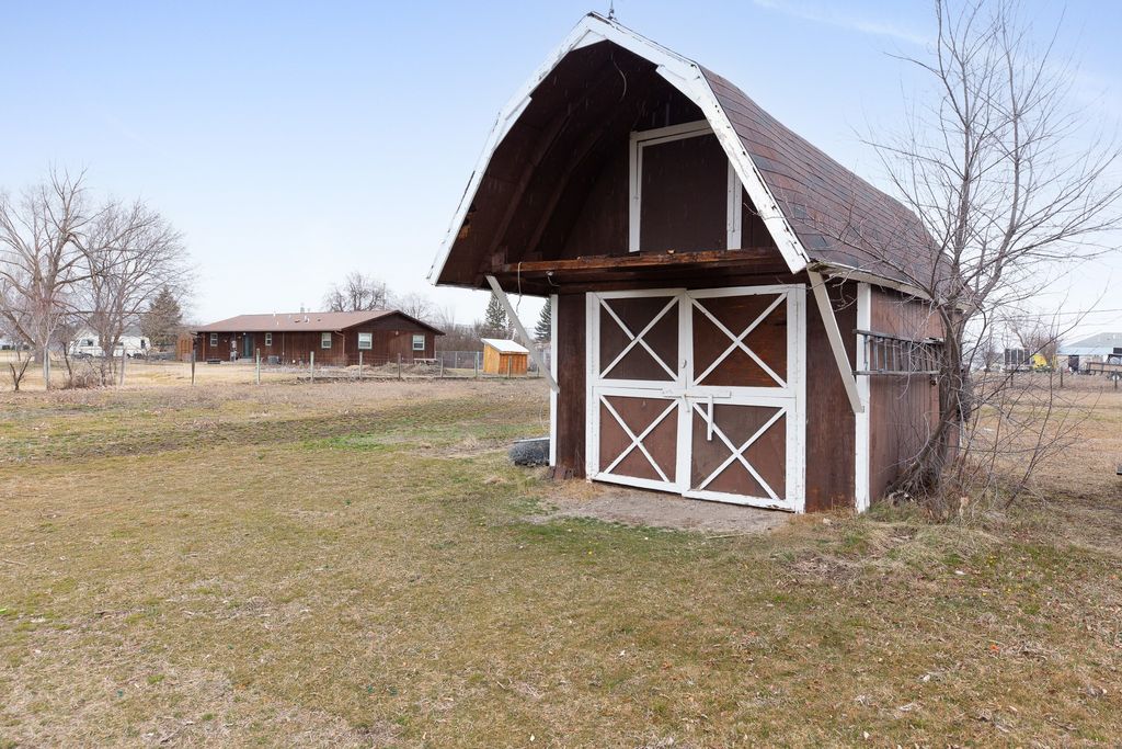 Photo of 3416 W Central Avenue, Missoula, MT 59804 (MLS # 30067002)