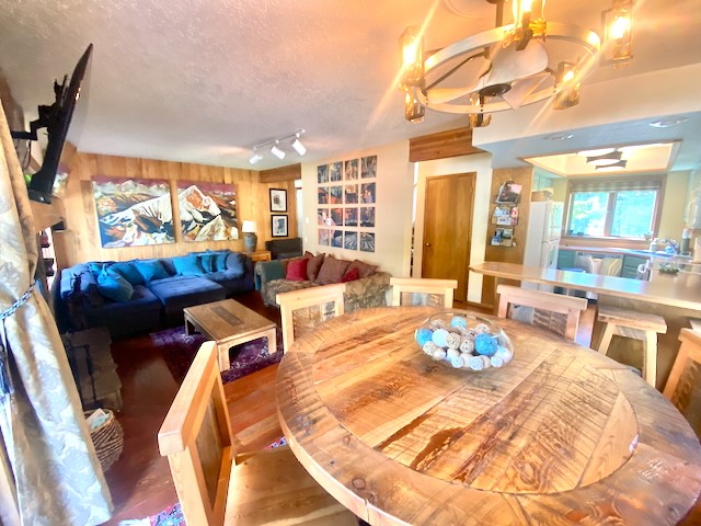 3808 Alpine Village Drive 1