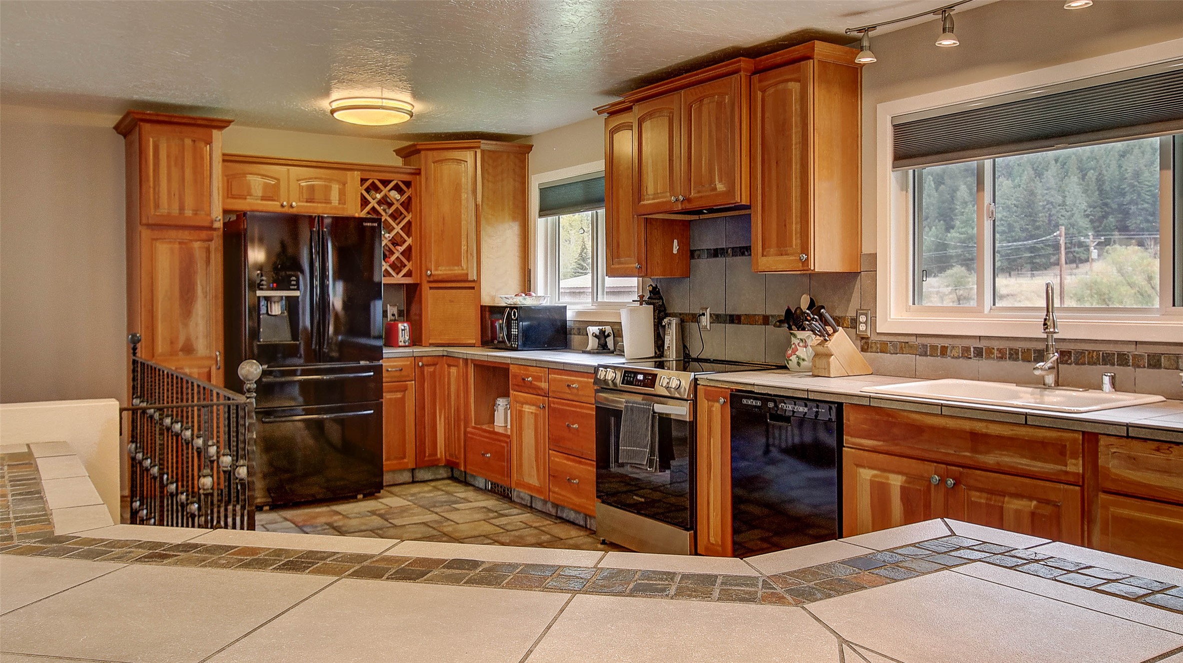 9859 Miller Creek Road