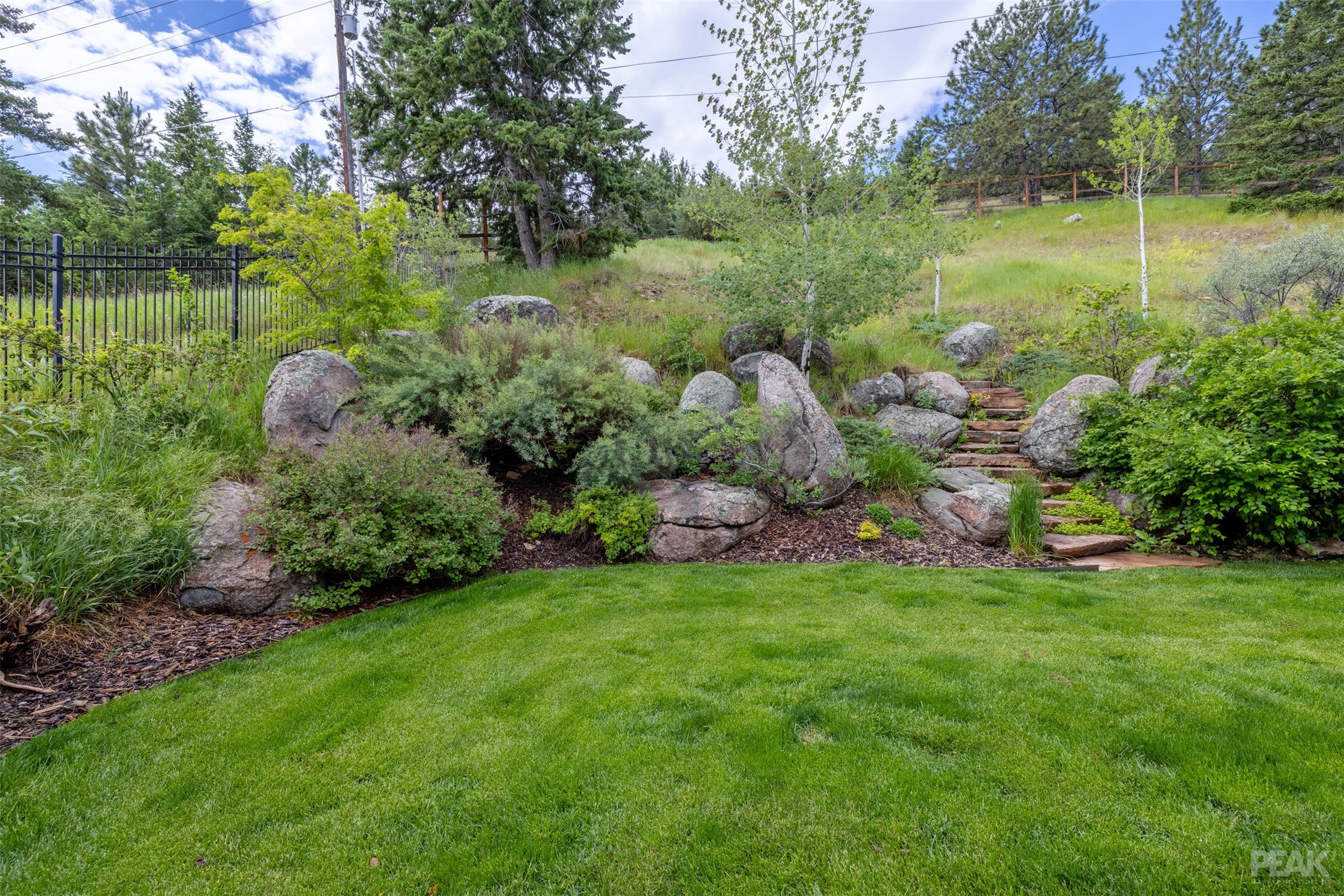 Helena, Montana 59601, United States, 5 Bedrooms Bedrooms, ,4 BathroomsBathrooms,Residential,Active,88539