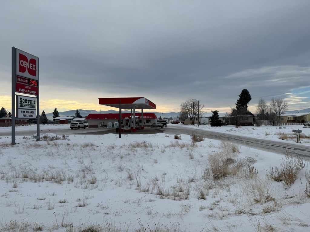Photo of 3105 York Road, Helena, MT 59602 (MLS # 30070639)