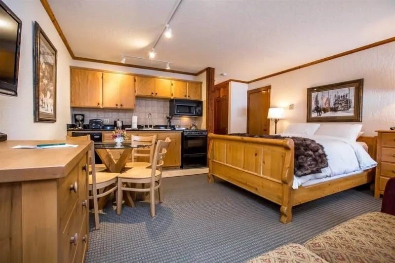 3824 Big Mountain Road 211