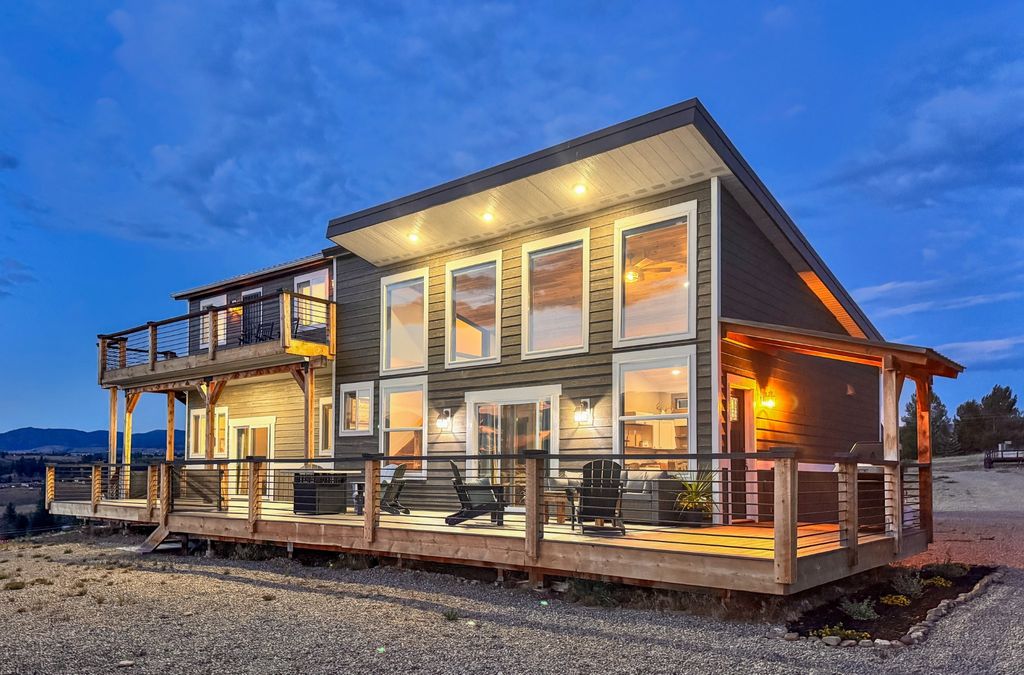 Photo of 4728 Northview Drive, Stevensville, MT 59870 (MLS # 30054648)