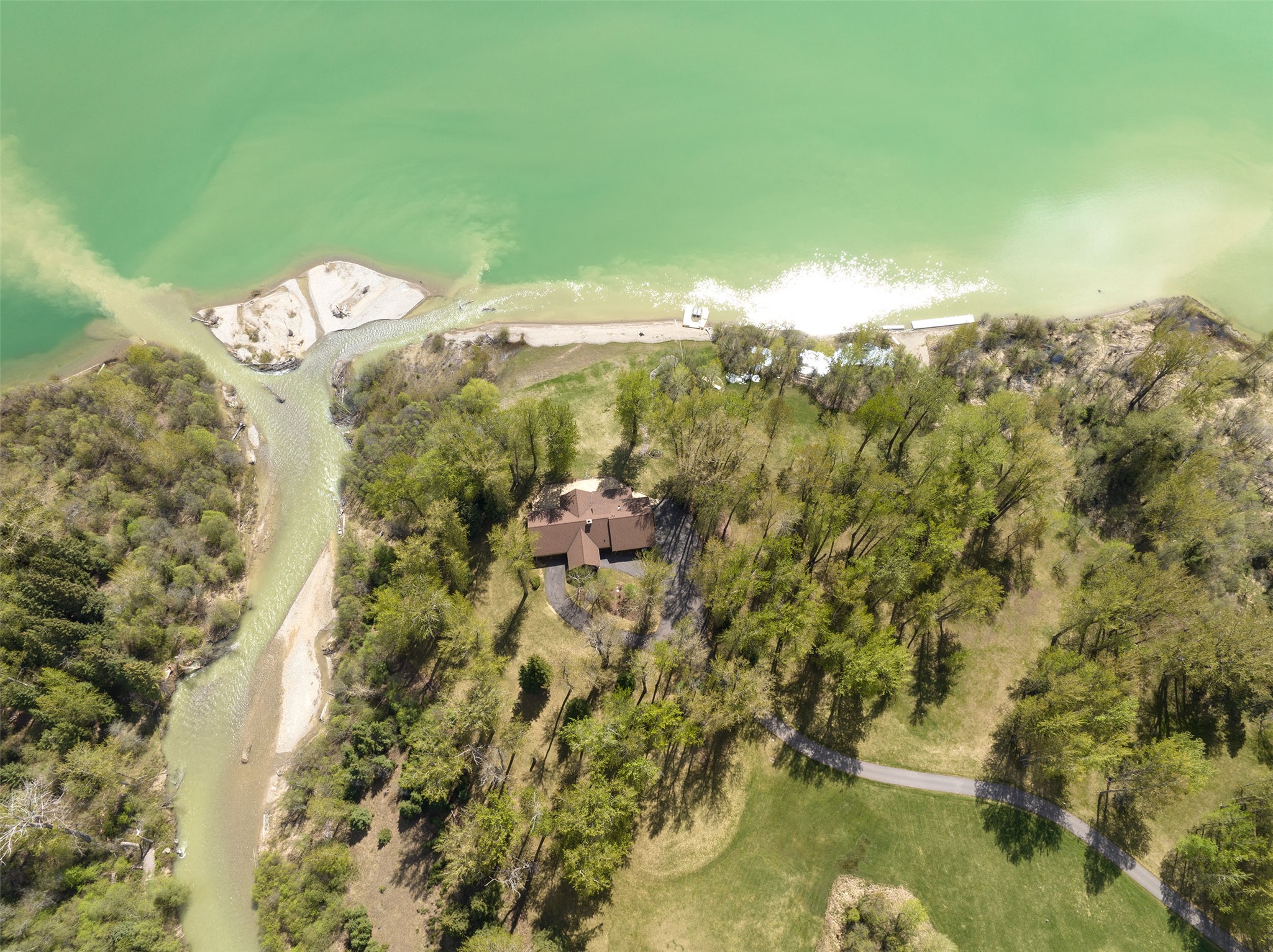 405 Delrey Road
