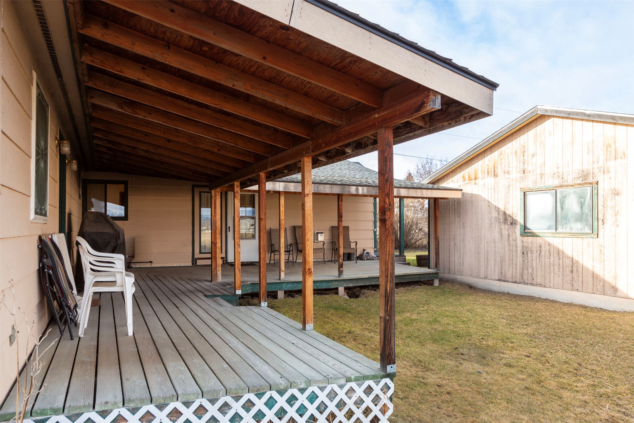 2082 Willow Glen Trail