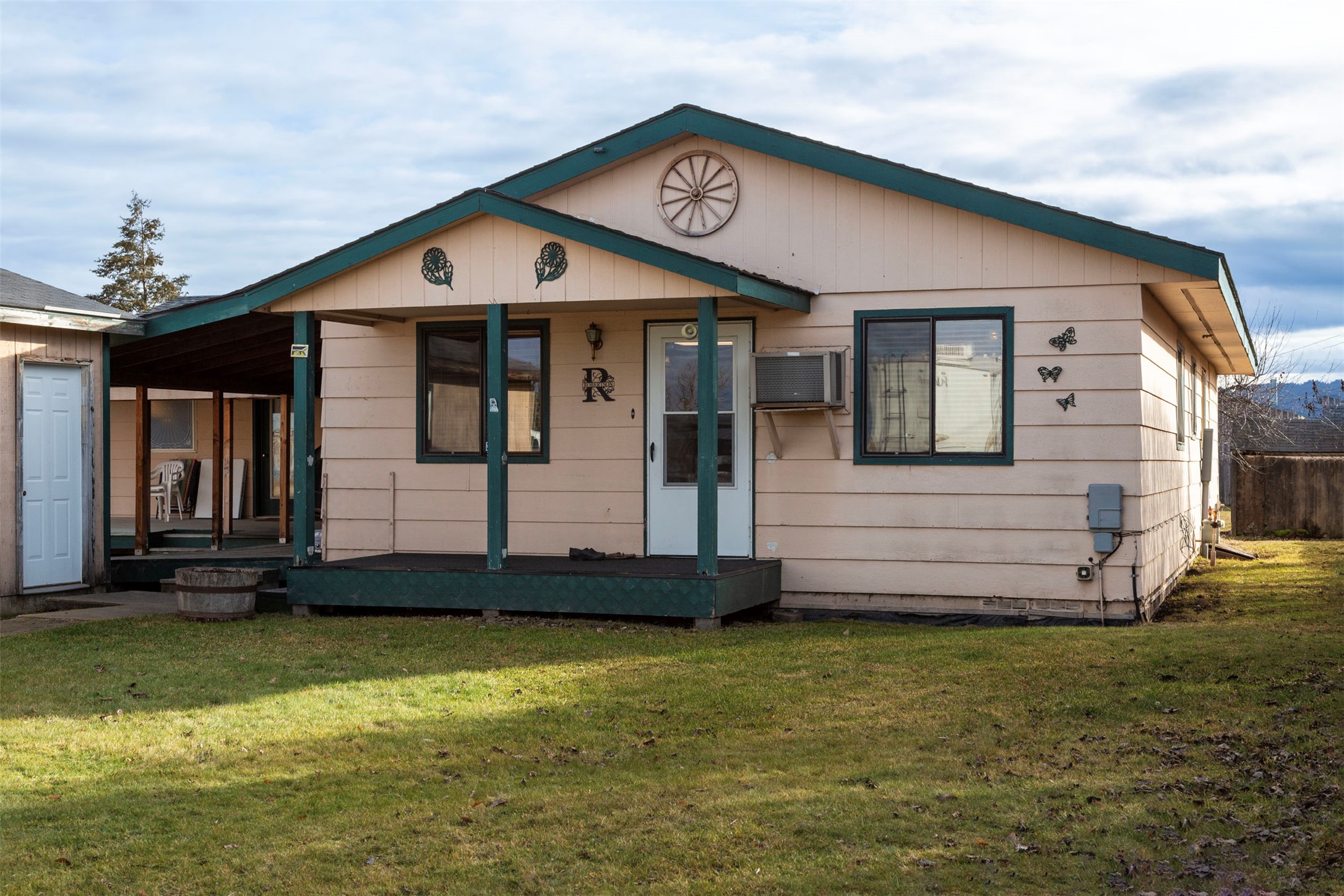 2082 Willow Glen Trail