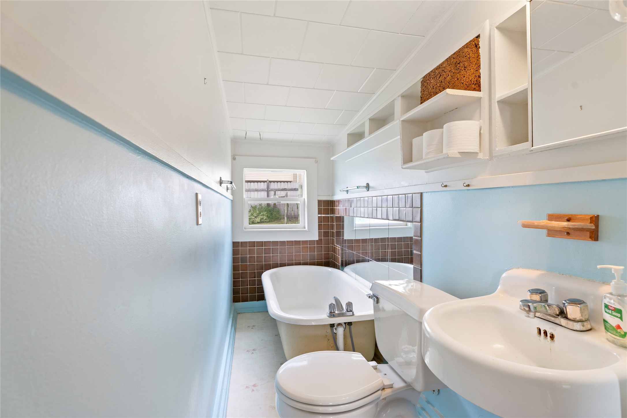 Helena, Montana 59601, United States, 1 Bedroom Bedrooms, ,1 BathroomBathrooms,Residential,Pending,158854