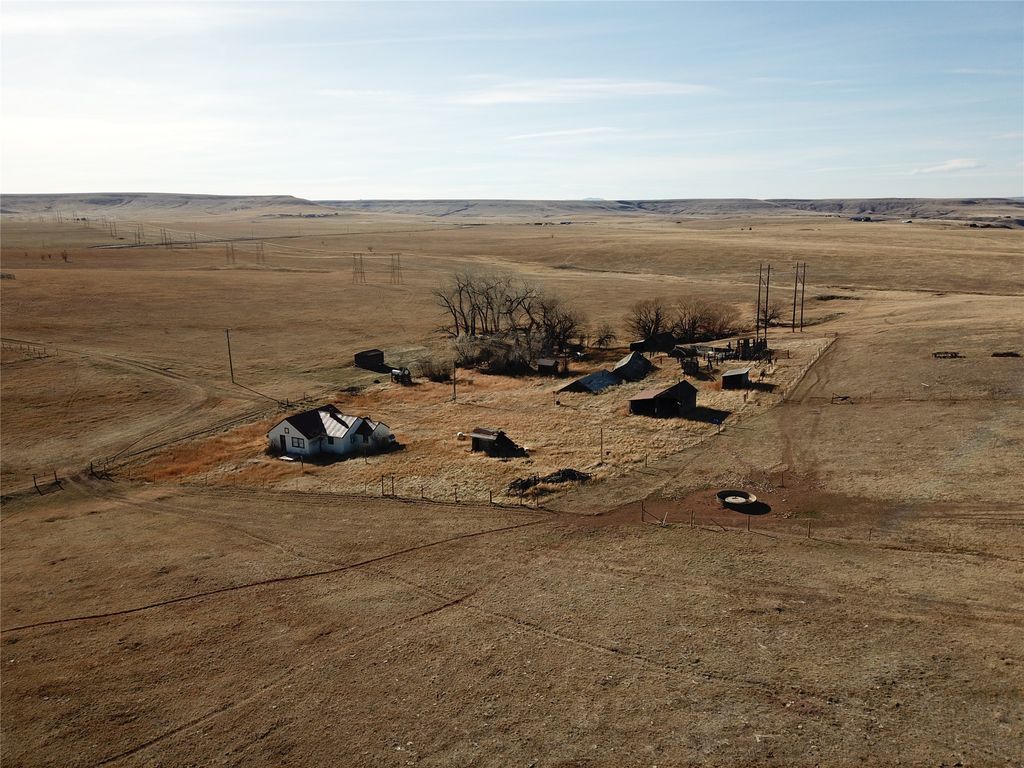 Photo of 205 Ross Road, Great Falls, MT 59405 (MLS # 30066876)