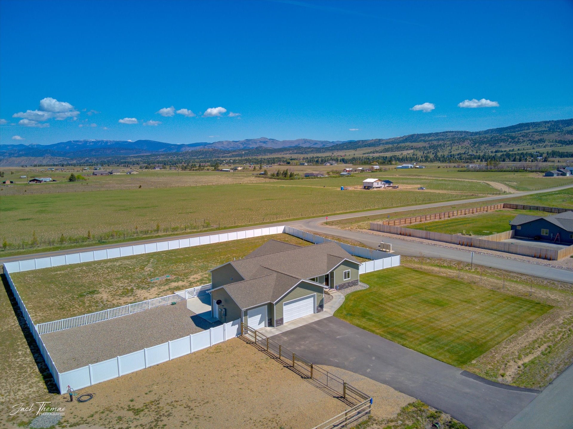 East Helena, Montana 59635, United States, 3 Bedrooms Bedrooms, ,2 BathroomsBathrooms,Residential,Pending,58132