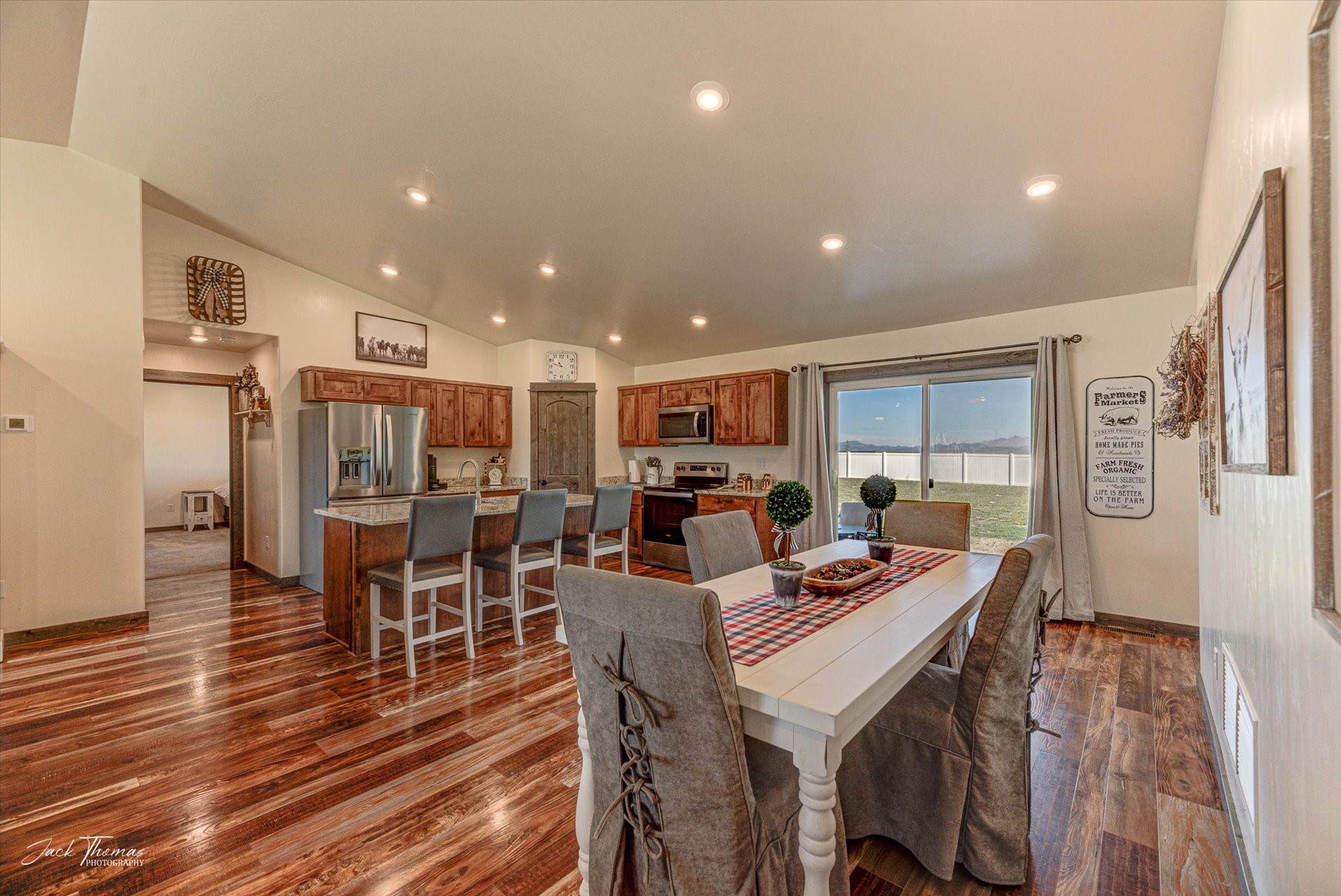 East Helena, Montana 59635, United States, 3 Bedrooms Bedrooms, ,2 BathroomsBathrooms,Residential,Pending,58132