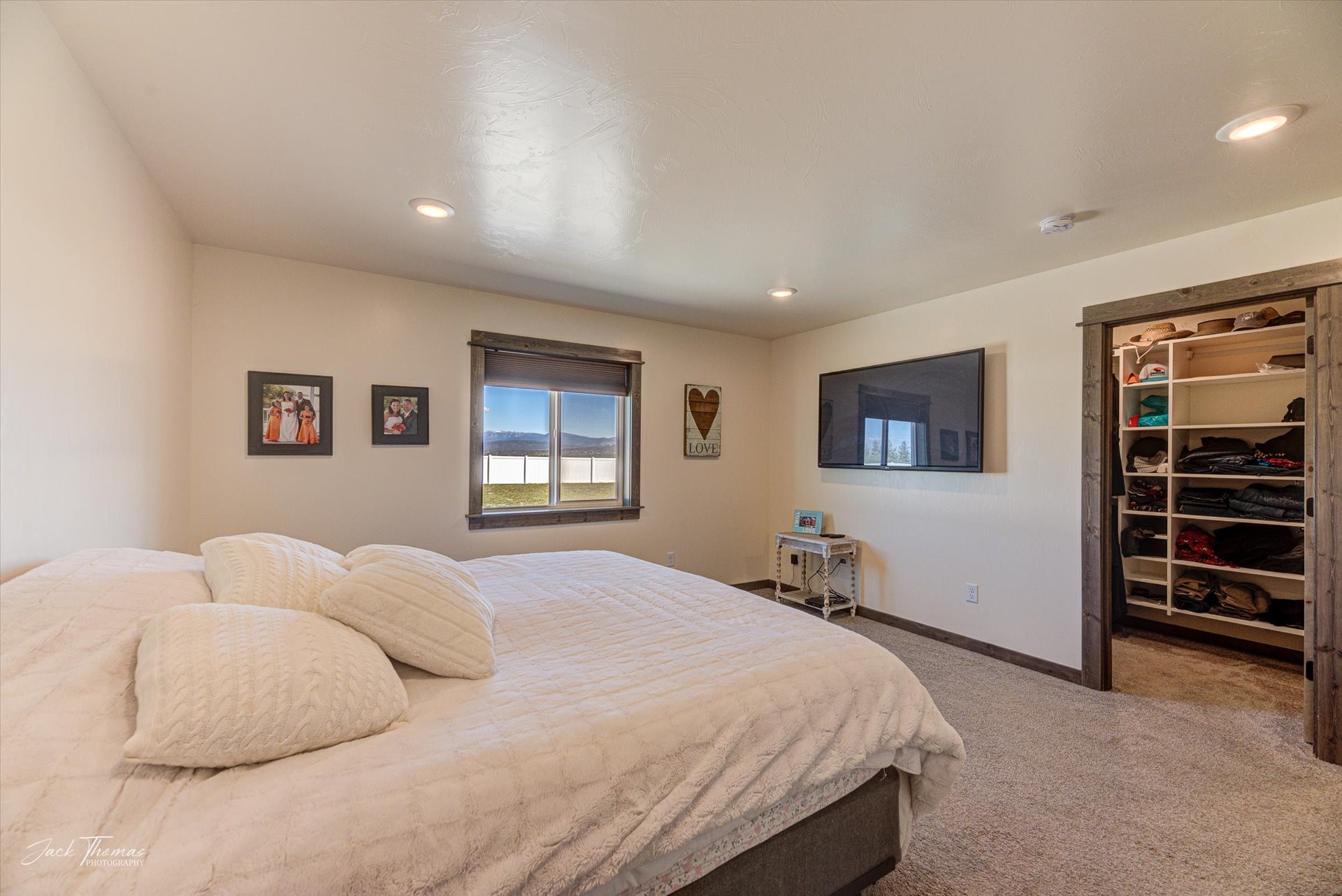 East Helena, Montana 59635, United States, 3 Bedrooms Bedrooms, ,2 BathroomsBathrooms,Residential,Pending,58132