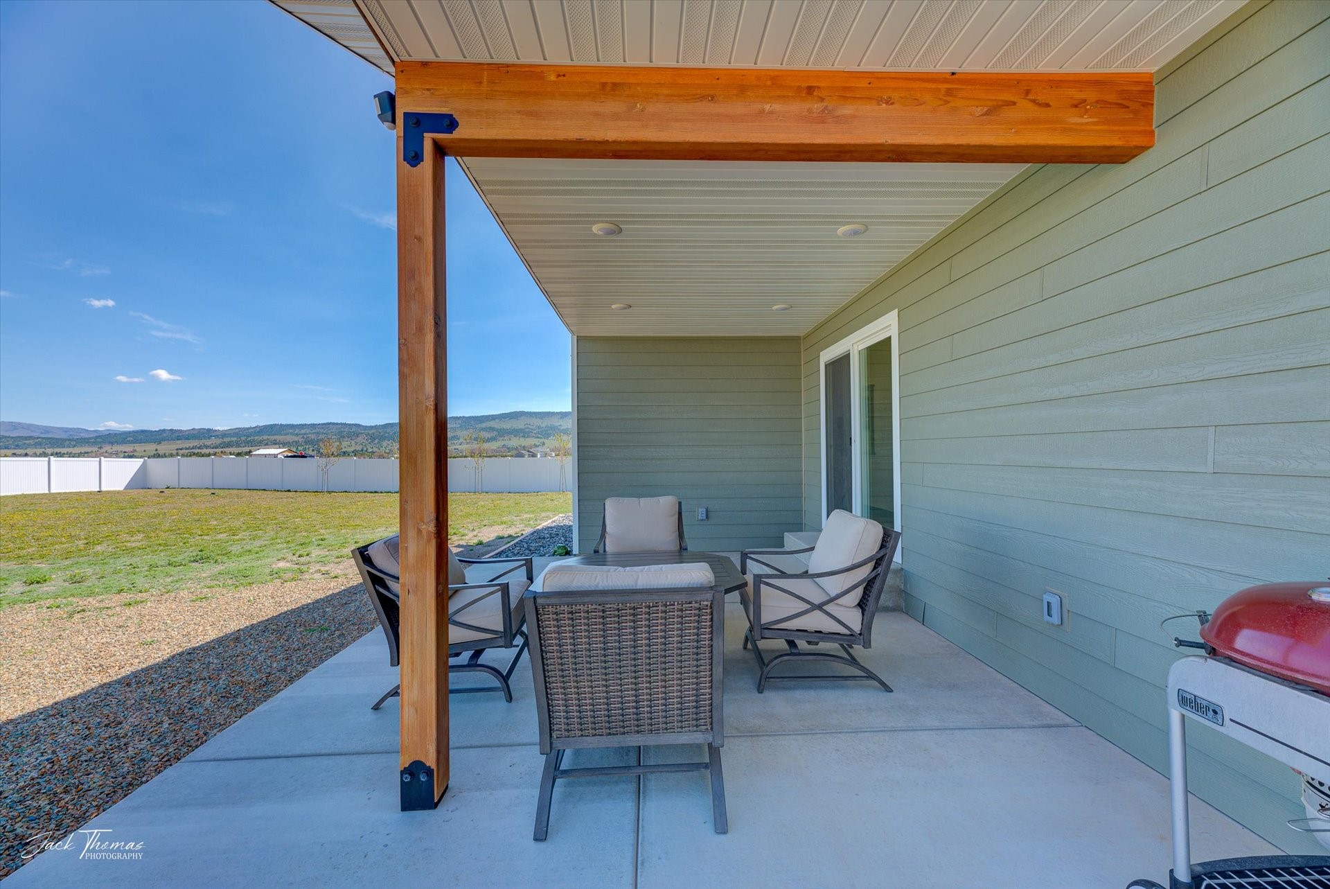 East Helena, Montana 59635, United States, 3 Bedrooms Bedrooms, ,2 BathroomsBathrooms,Residential,Pending,58132