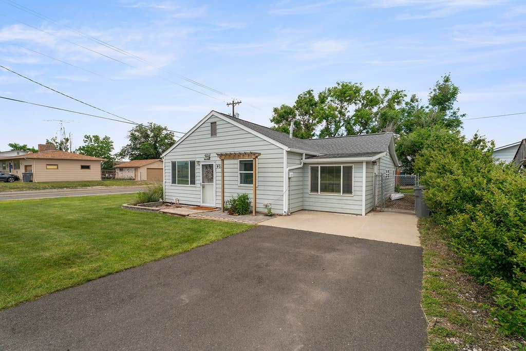 Photo of 401 N Montana Avenue, East Helena, MT 59635 (MLS # 30071867)