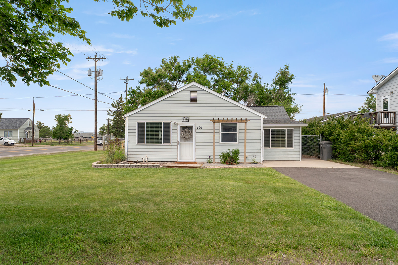 Photo 1 of 31 — 401 N Montana Avenue, East Helena, MT 59635