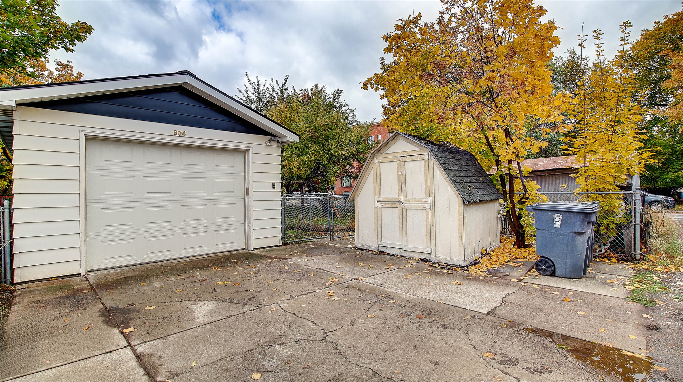 Missoula, Montana 59801, United States, 2 Bedrooms Bedrooms, ,1 BathroomBathrooms,Residential,Active,231126