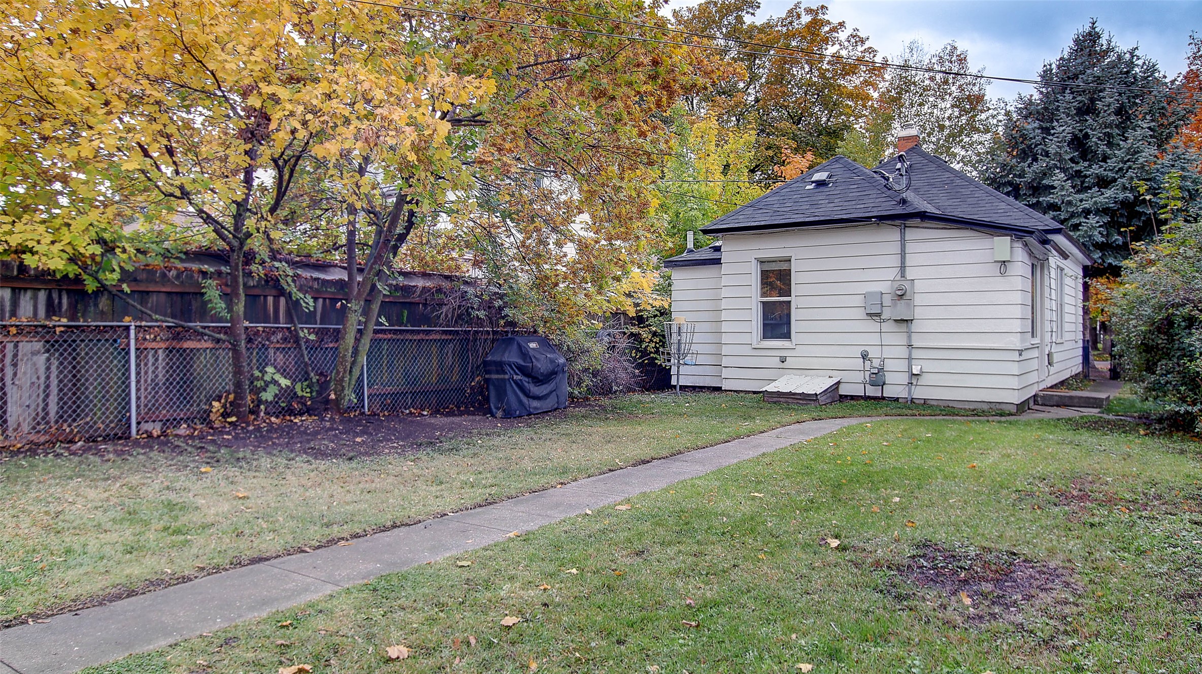 Missoula, Montana 59801, United States, 2 Bedrooms Bedrooms, ,1 BathroomBathrooms,Residential,Active,231126