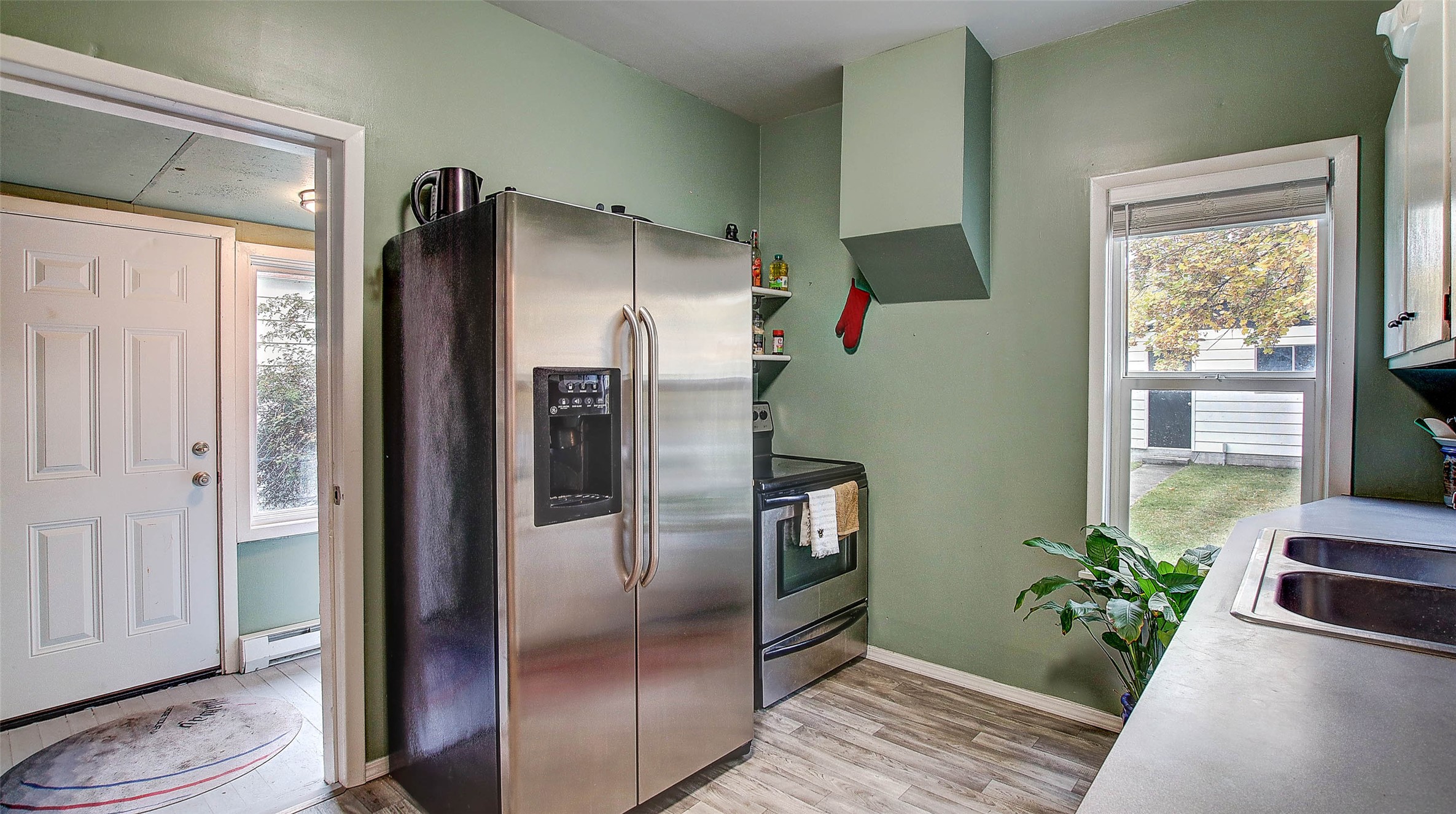 Missoula, Montana 59801, United States, 2 Bedrooms Bedrooms, ,1 BathroomBathrooms,Residential,Active,231126