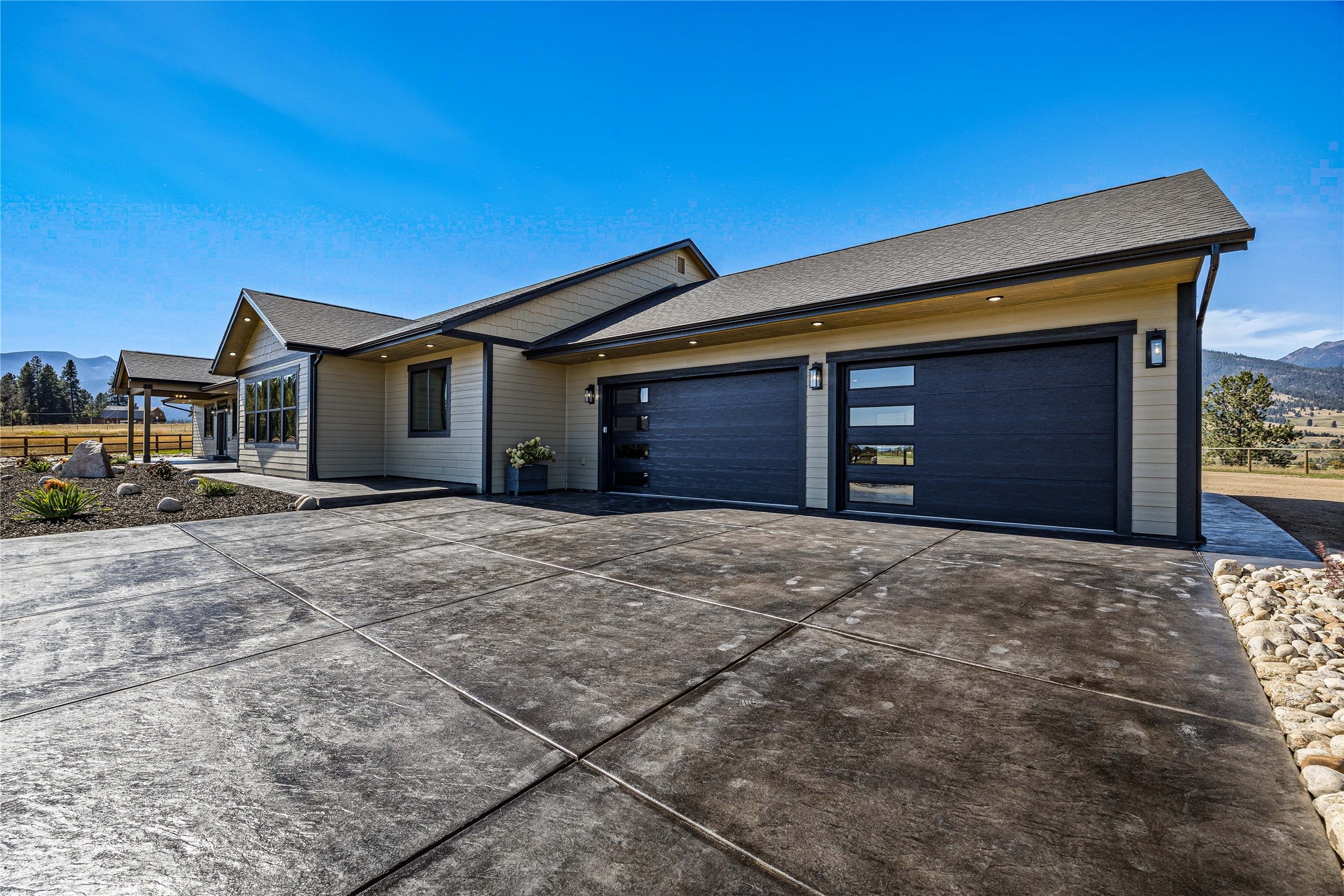 2341 Hamby Lane