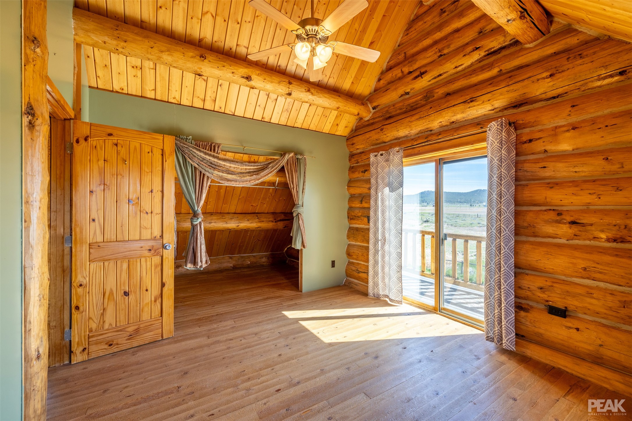 Helena, Montana 59602, United States, 3 Bedrooms Bedrooms, ,2 BathroomsBathrooms,Residential,Pending,56269