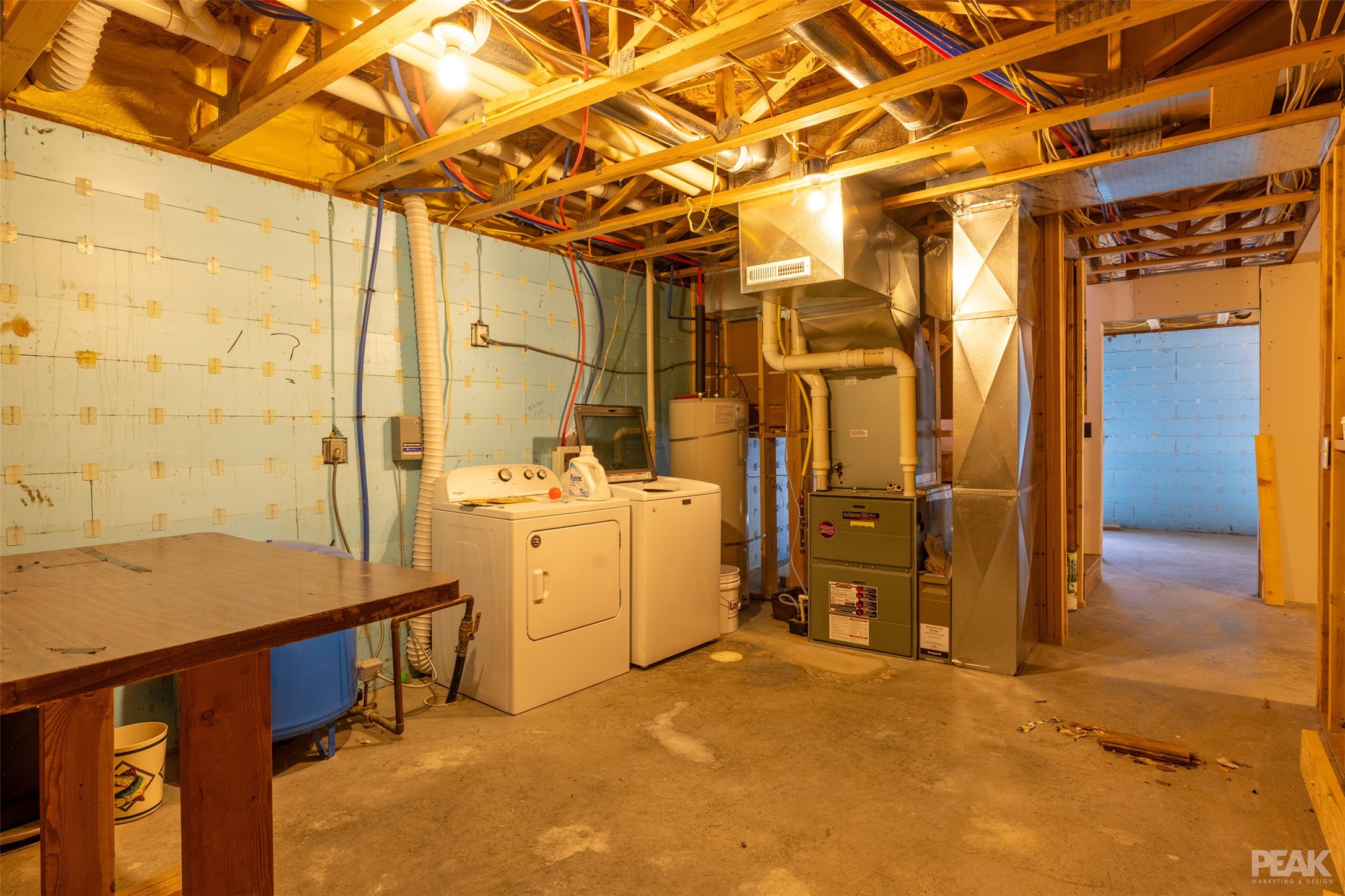 Helena, Montana 59602, United States, 3 Bedrooms Bedrooms, ,2 BathroomsBathrooms,Residential,Pending,56269