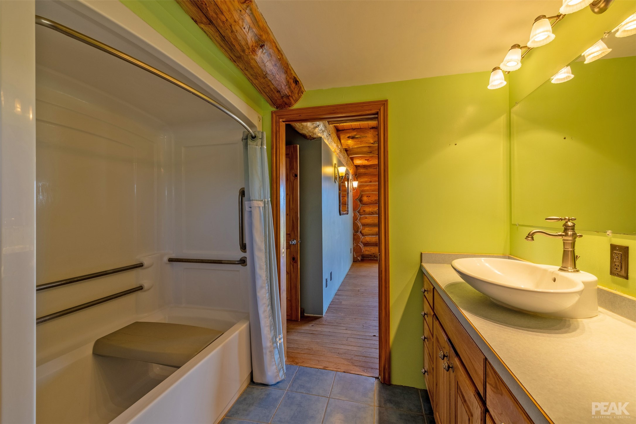 Helena, Montana 59602, United States, 3 Bedrooms Bedrooms, ,2 BathroomsBathrooms,Residential,Pending,56269