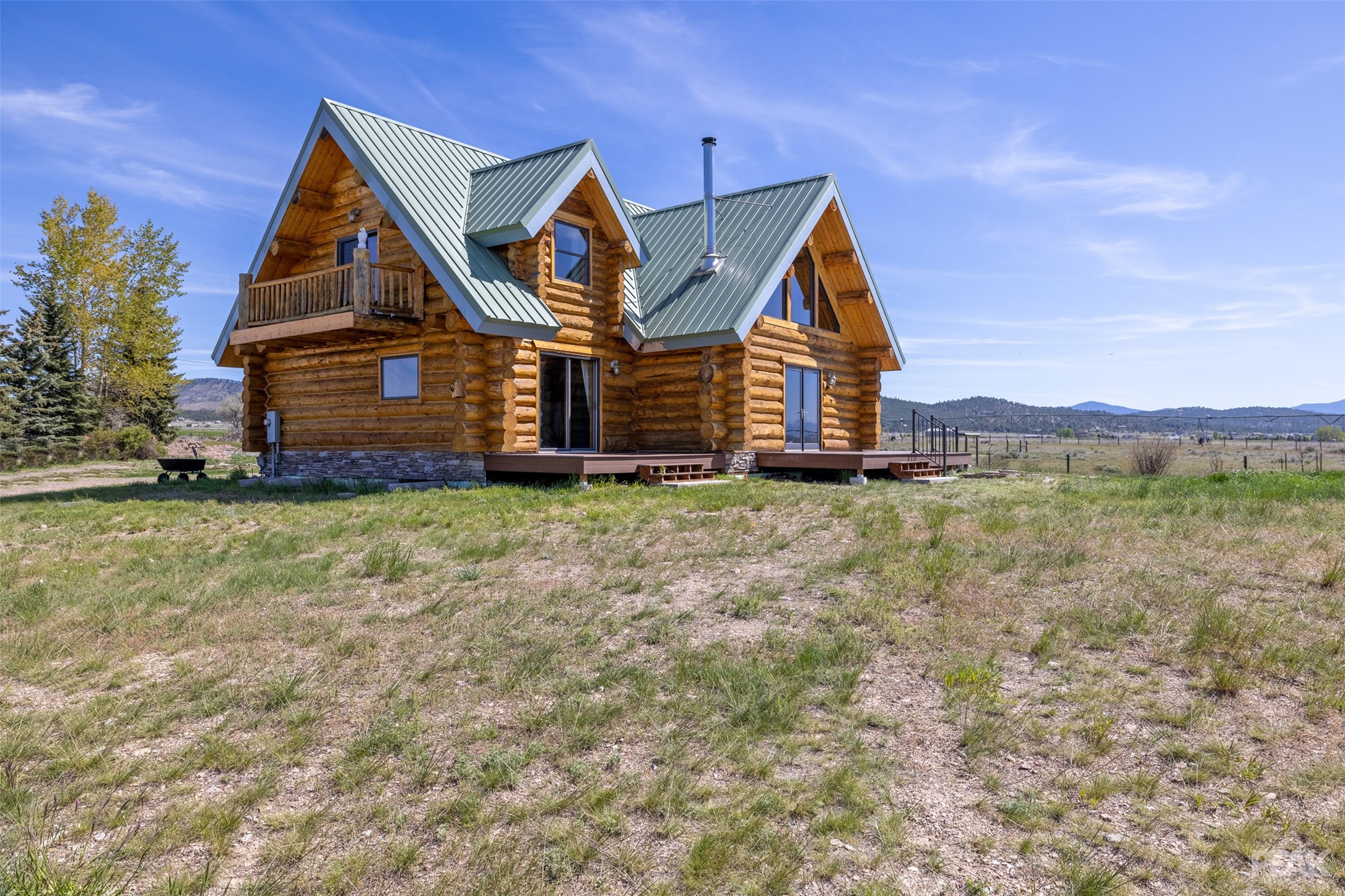 Helena, Montana 59602, United States, 3 Bedrooms Bedrooms, ,2 BathroomsBathrooms,Residential,Pending,56269