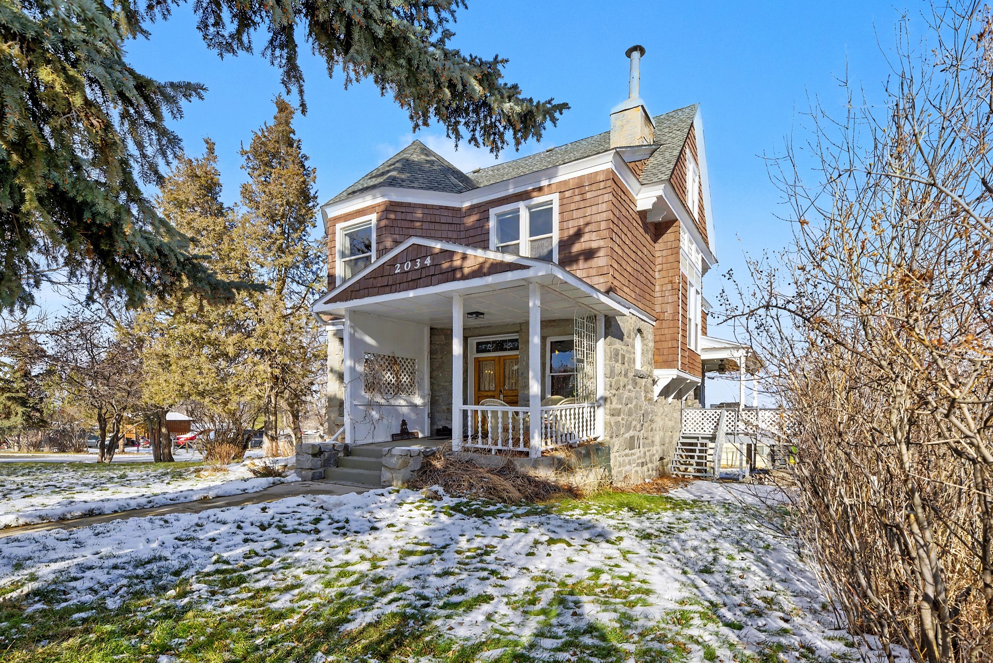 2034 Hauser Boulevard