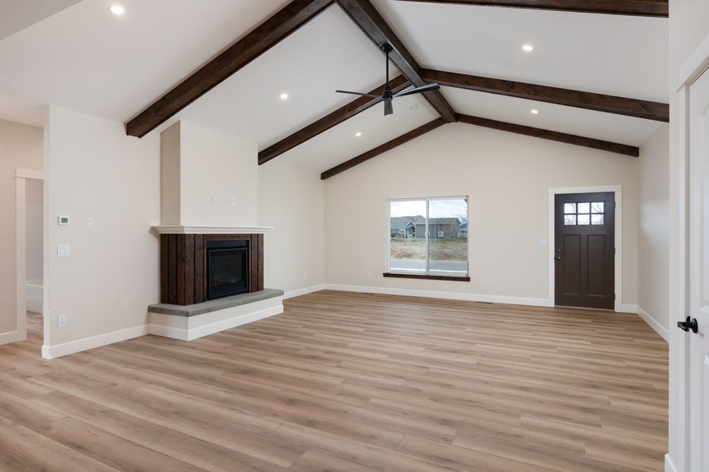 Photo of 207 S Crispin Street, Manhattan, MT 59741 (MLS # 30069017)