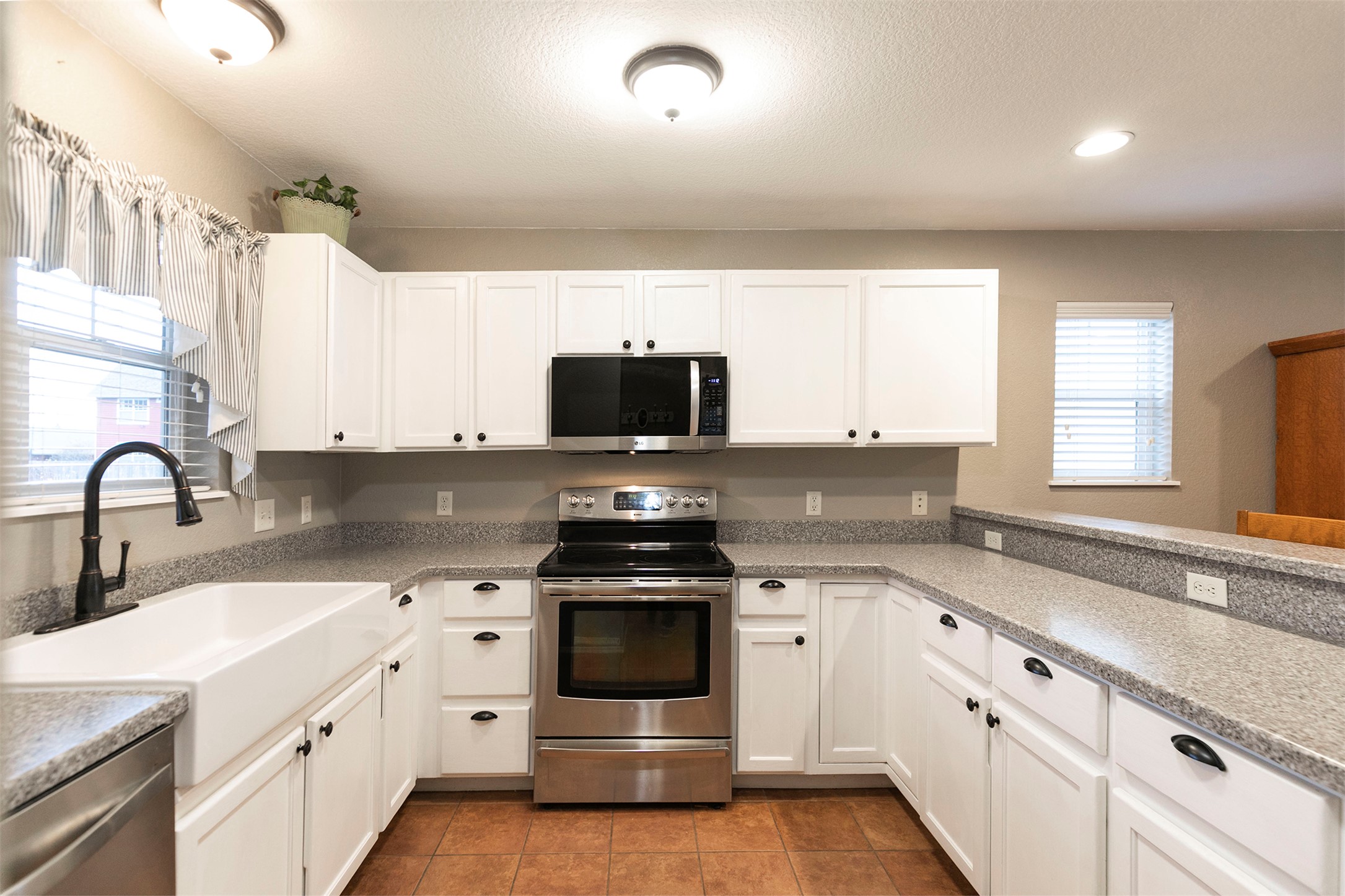 4611 Potter Park Loop