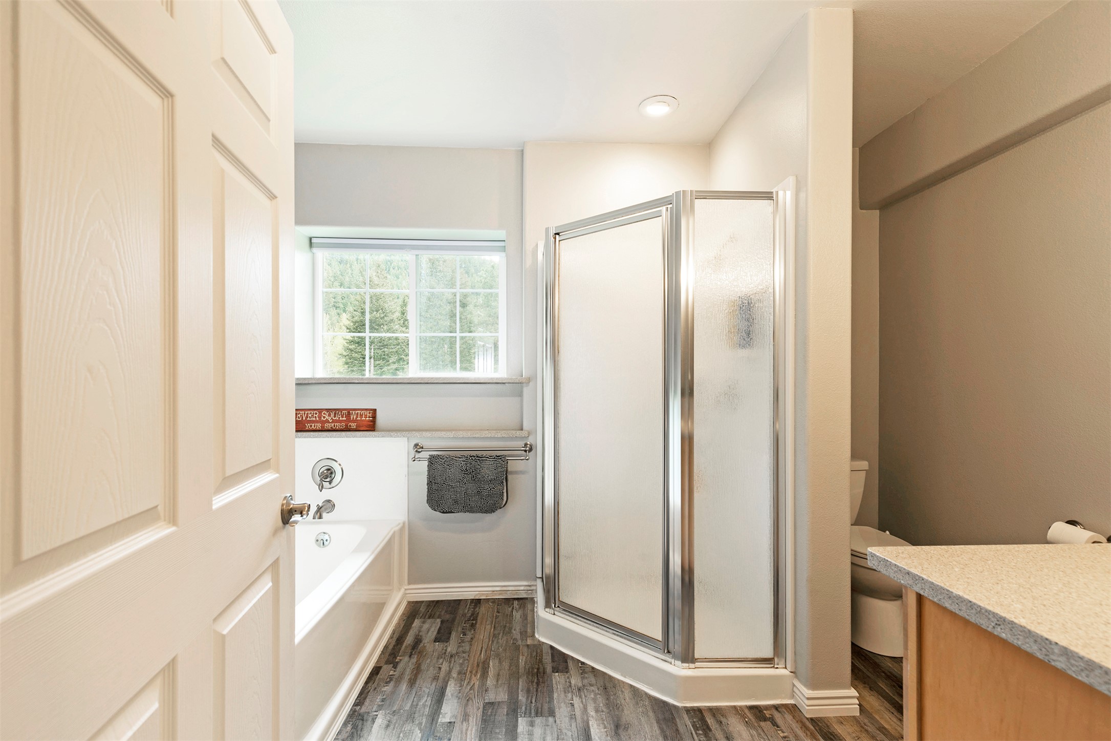 Missoula, Montana 59808, United States, 4 Bedrooms Bedrooms, ,2 BathroomsBathrooms,Residential,Active,134458