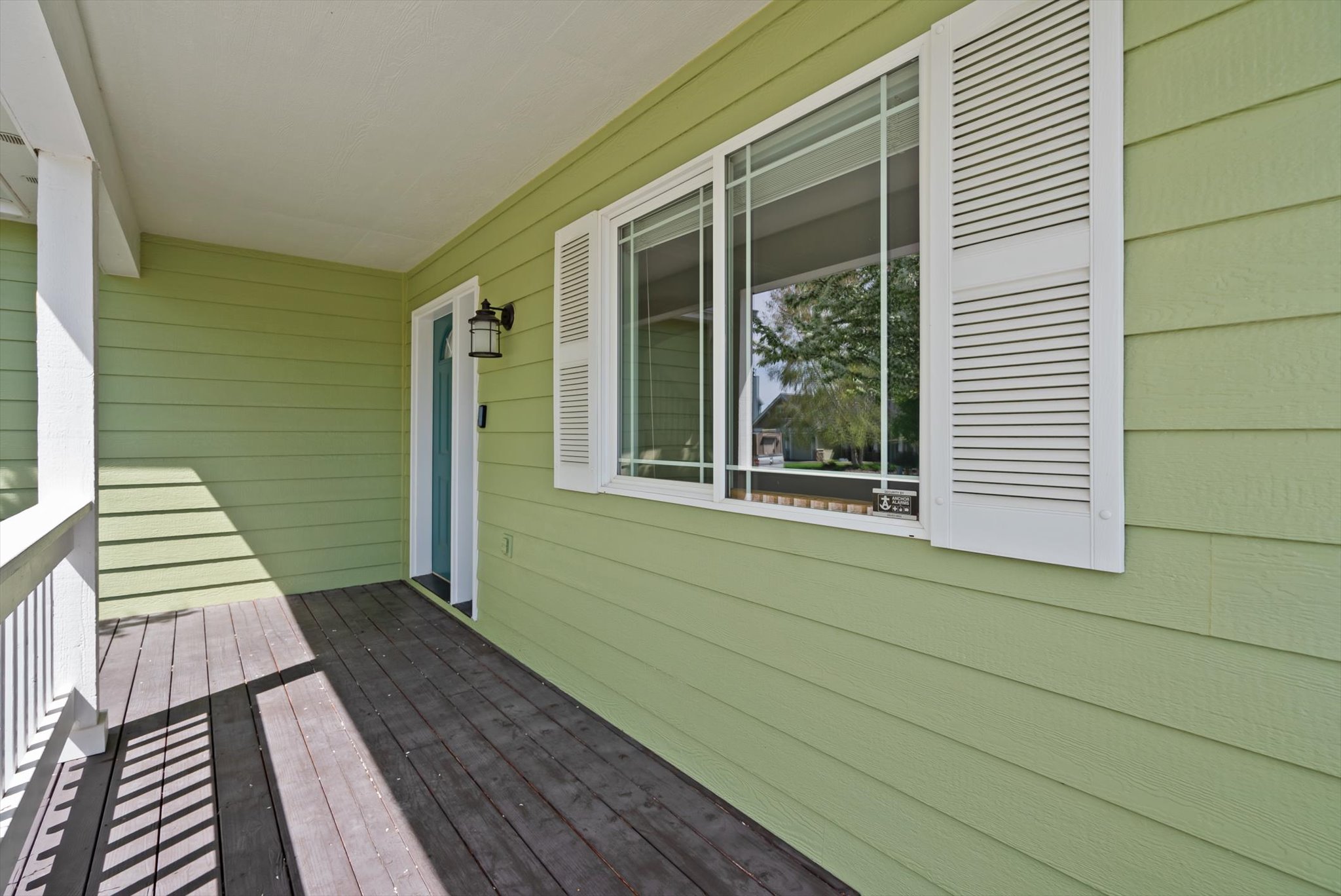 107 W Bowman Drive