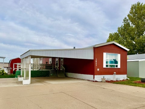 Photo of 3823 Vigilante Drive, Great Falls, MT 59401 (MLS # 30079319)