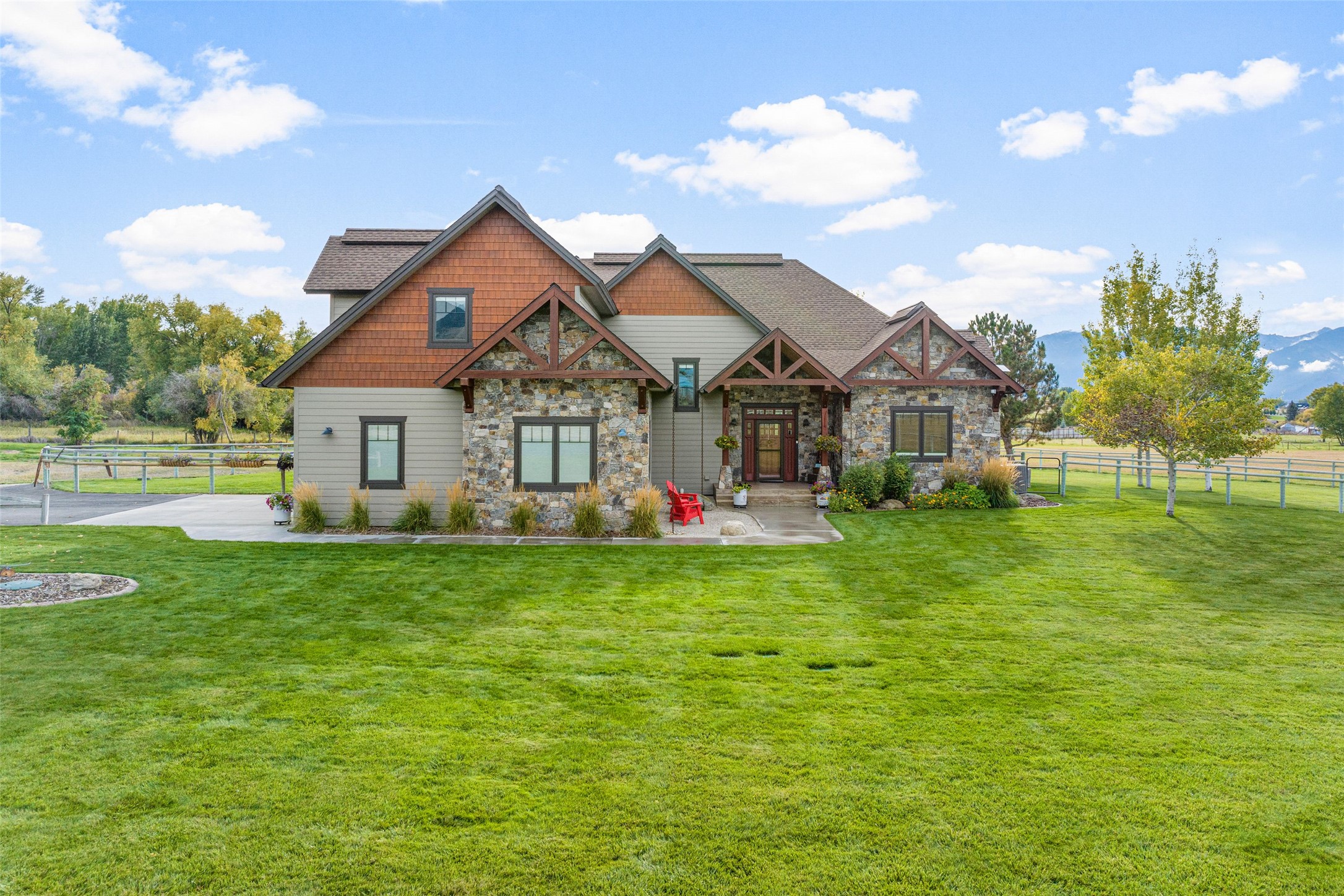 1147 Willow Creek Road
