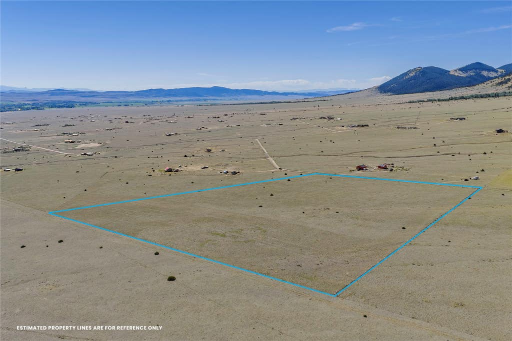 Photo of 40 Windy Gulch, Boulder, MT 59632 (MLS # 30073650)