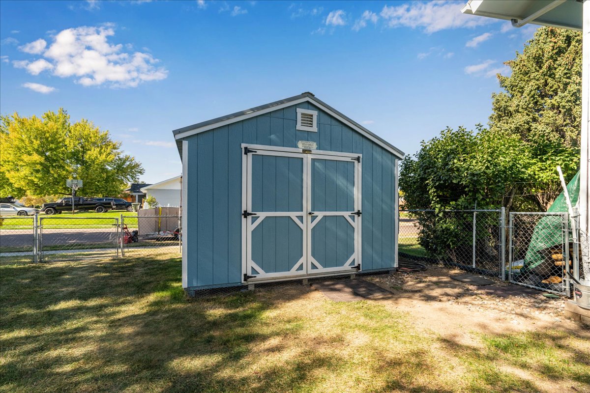 Great Falls, Montana 59404, United States, 4 Bedrooms Bedrooms, ,3 BathroomsBathrooms,Residential,Active,211192