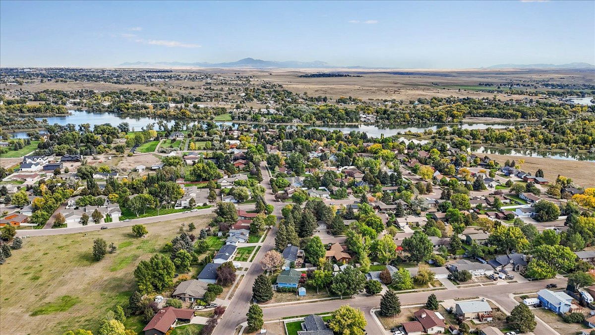 Great Falls, Montana 59404, United States, 4 Bedrooms Bedrooms, ,3 BathroomsBathrooms,Residential,Active,211192