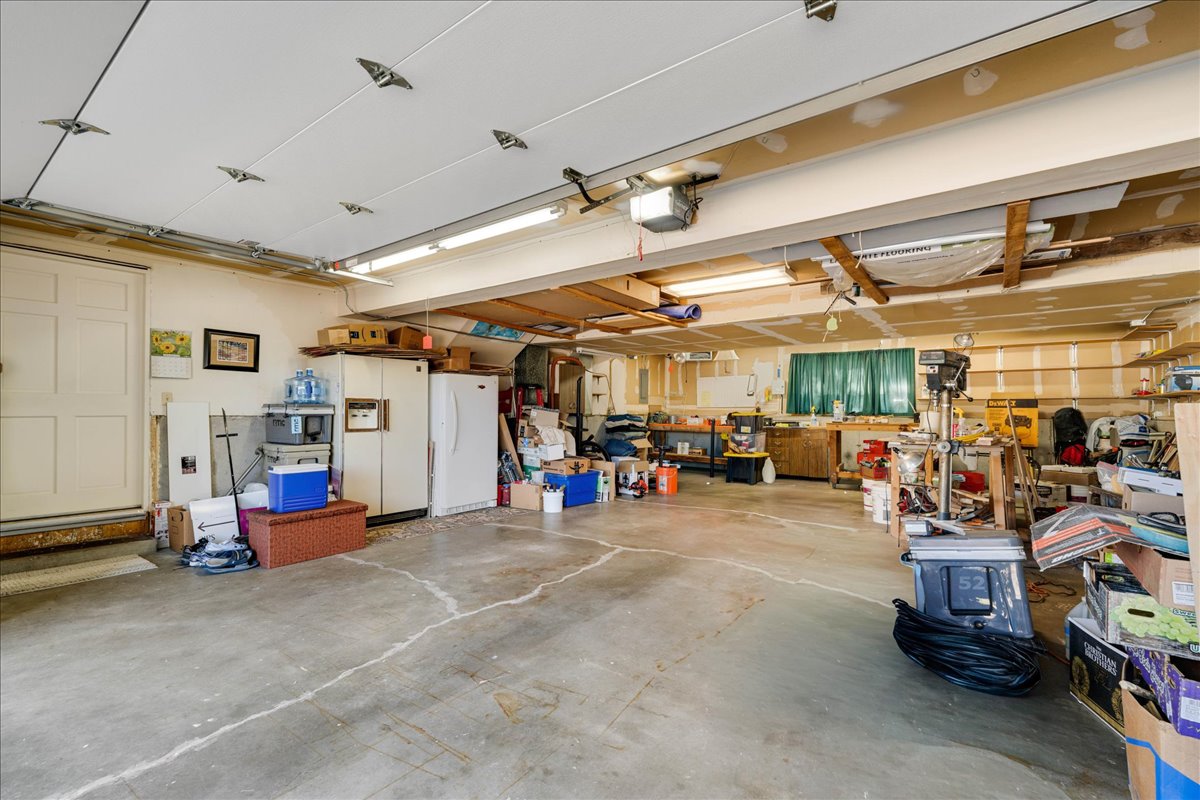 Great Falls, Montana 59404, United States, 4 Bedrooms Bedrooms, ,3 BathroomsBathrooms,Residential,Active,211192