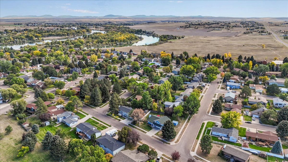 Great Falls, Montana 59404, United States, 4 Bedrooms Bedrooms, ,3 BathroomsBathrooms,Residential,Active,211192