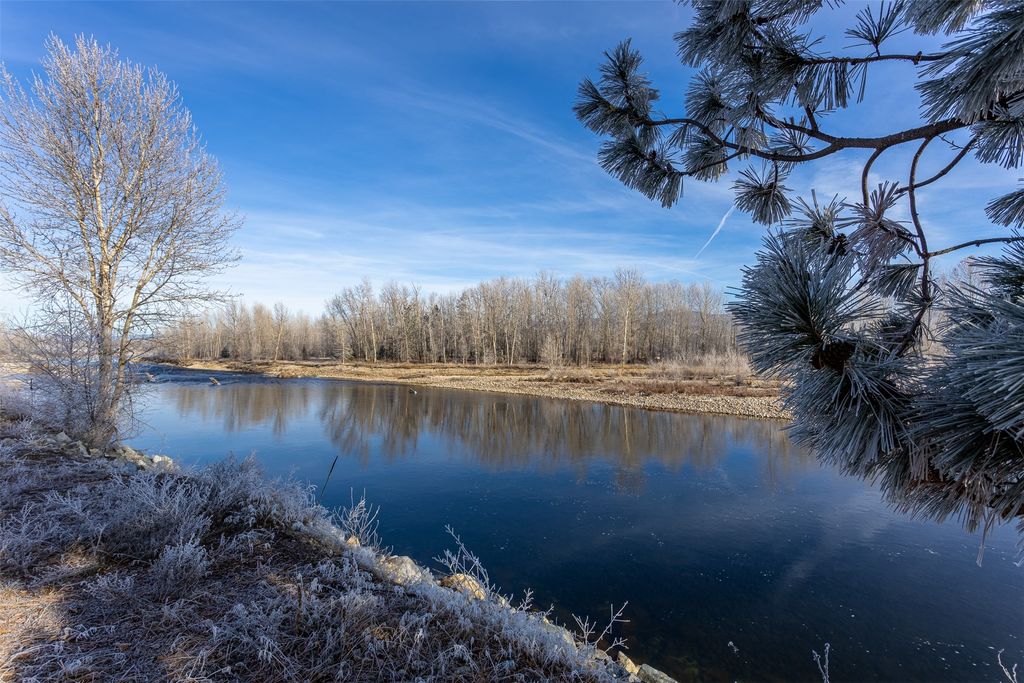 Photo of 38 Ol Fogie Trail, Victor, MT 59875 (MLS # 30018583)